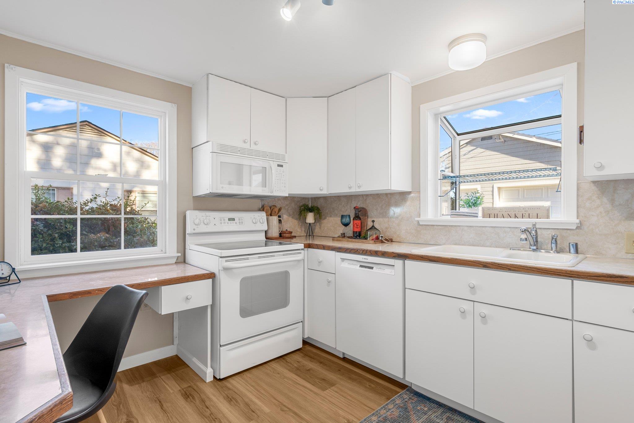 1316 Sacramento Blvd