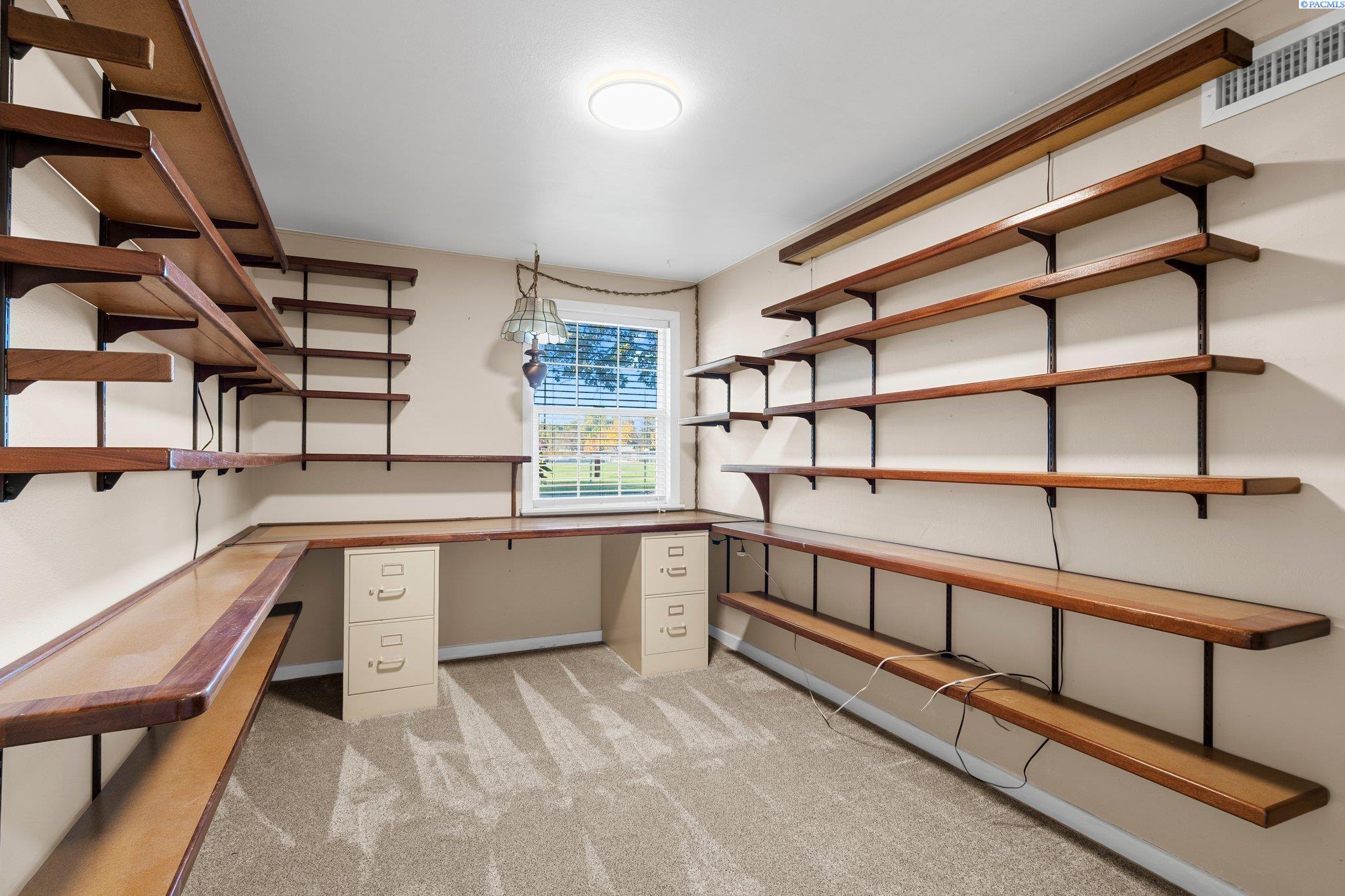 1316 Sacramento Blvd