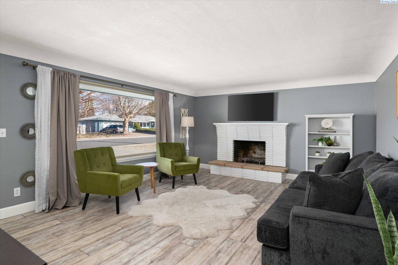 239 Cottonwood Drive