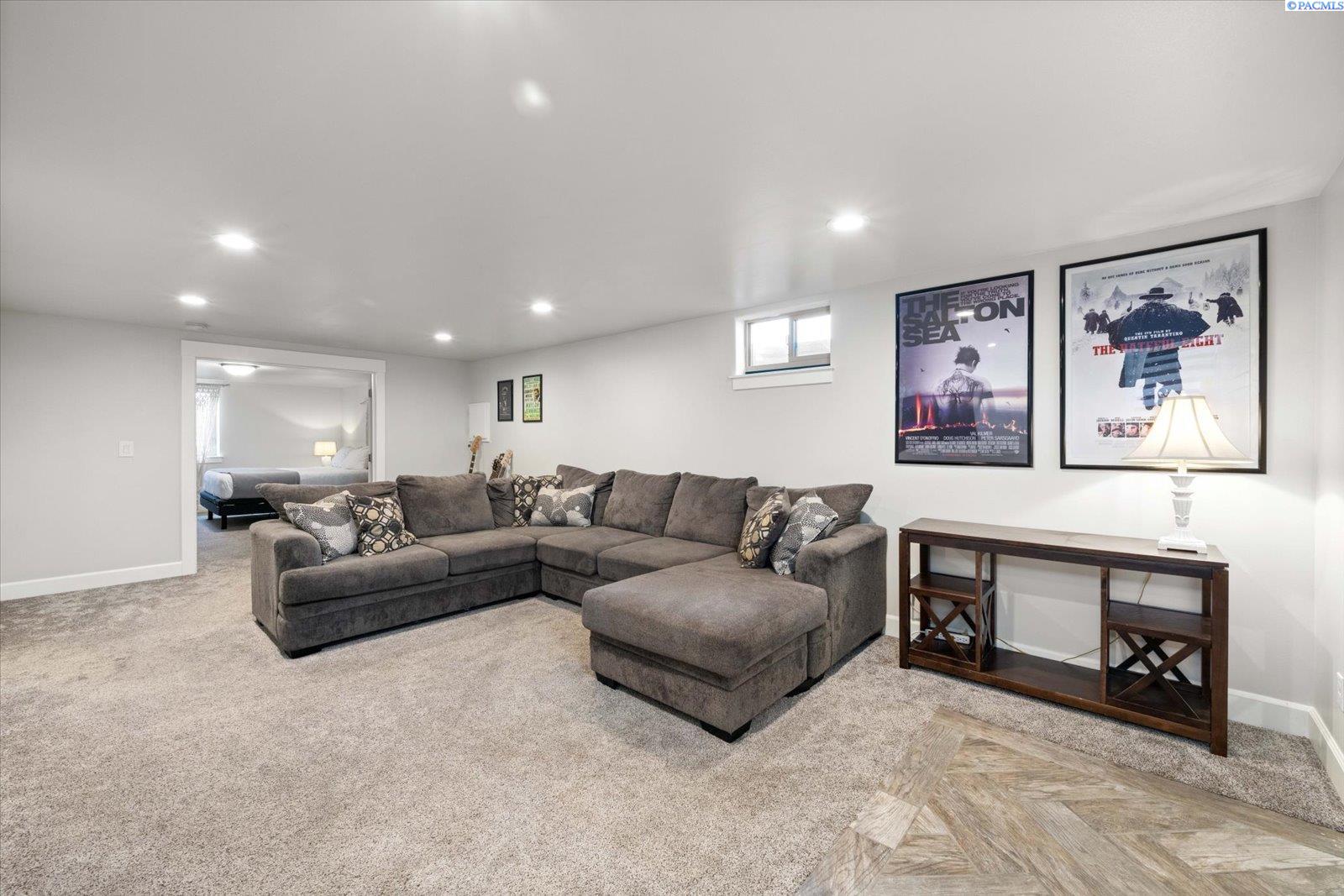 239 Cottonwood Drive