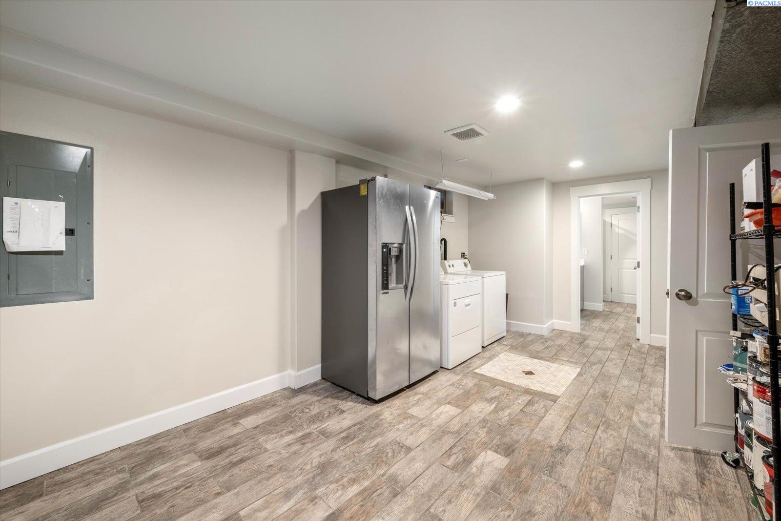 239 Cottonwood Drive