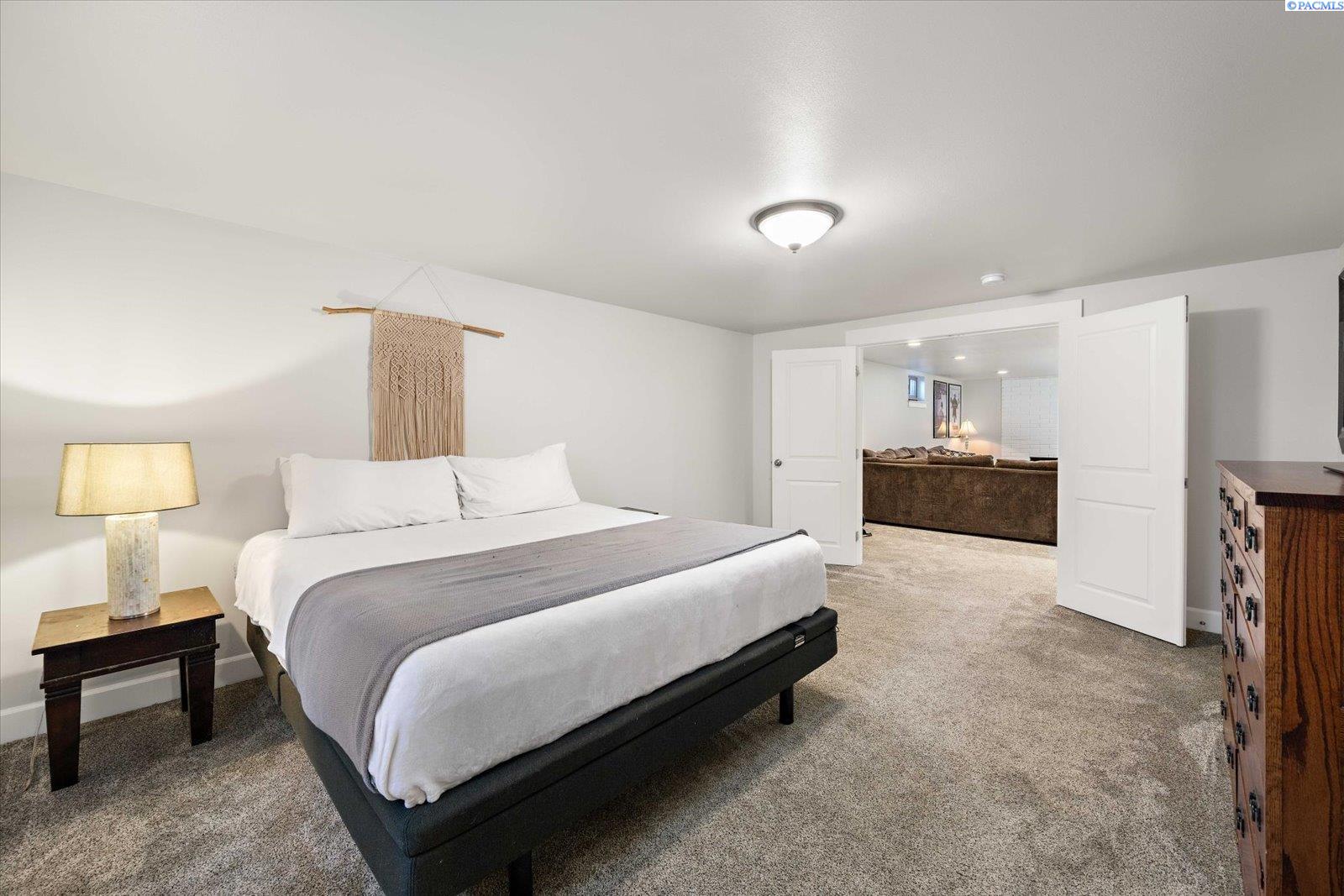 239 Cottonwood Drive