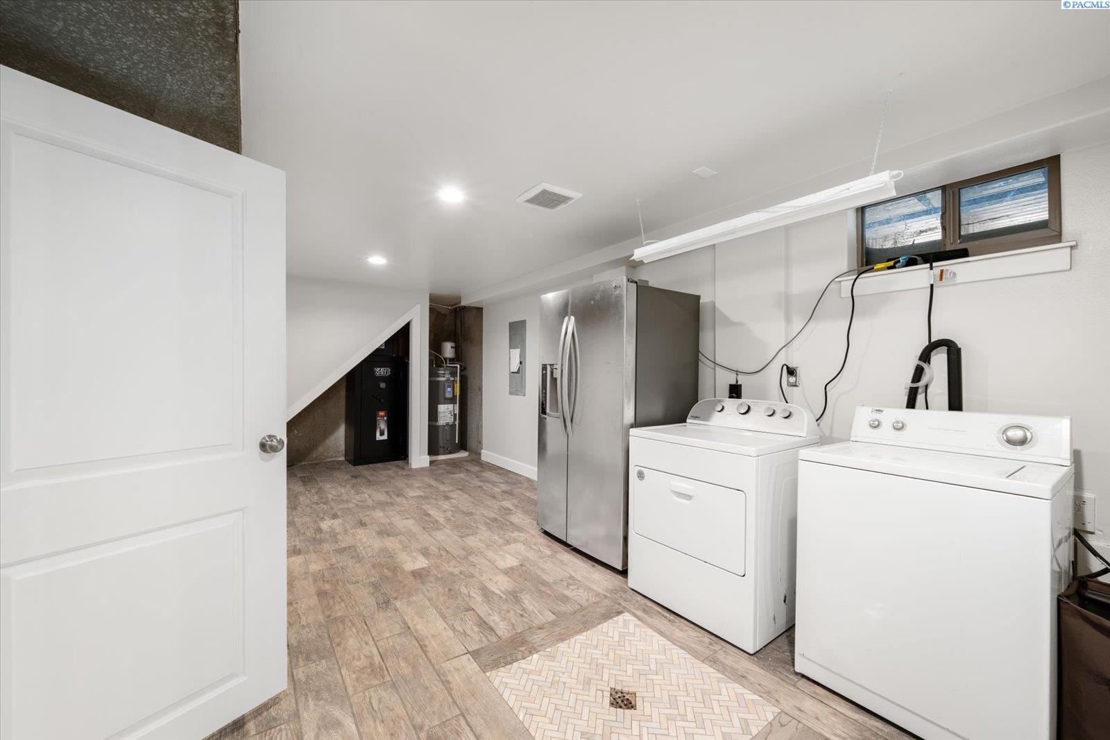 239 Cottonwood Drive