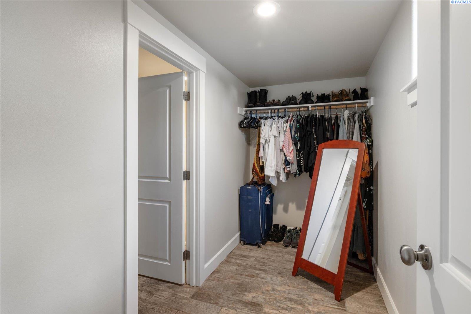 239 Cottonwood Drive