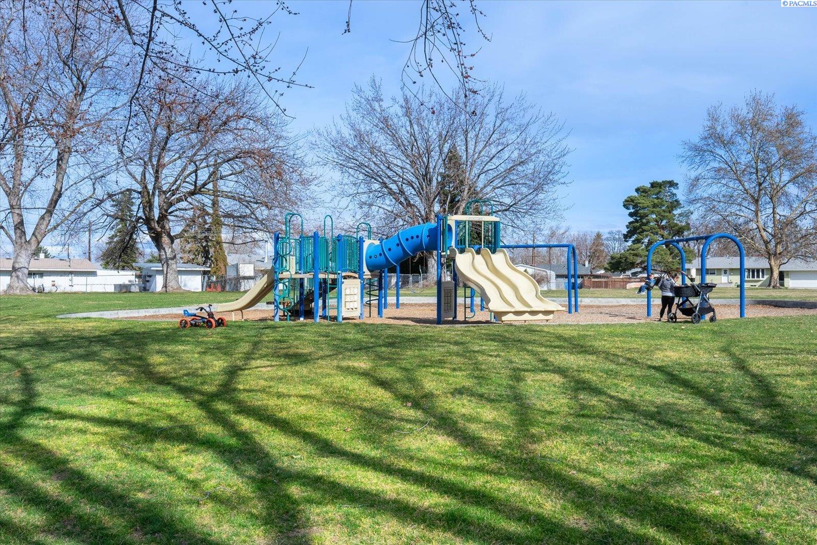 239 Cottonwood Drive