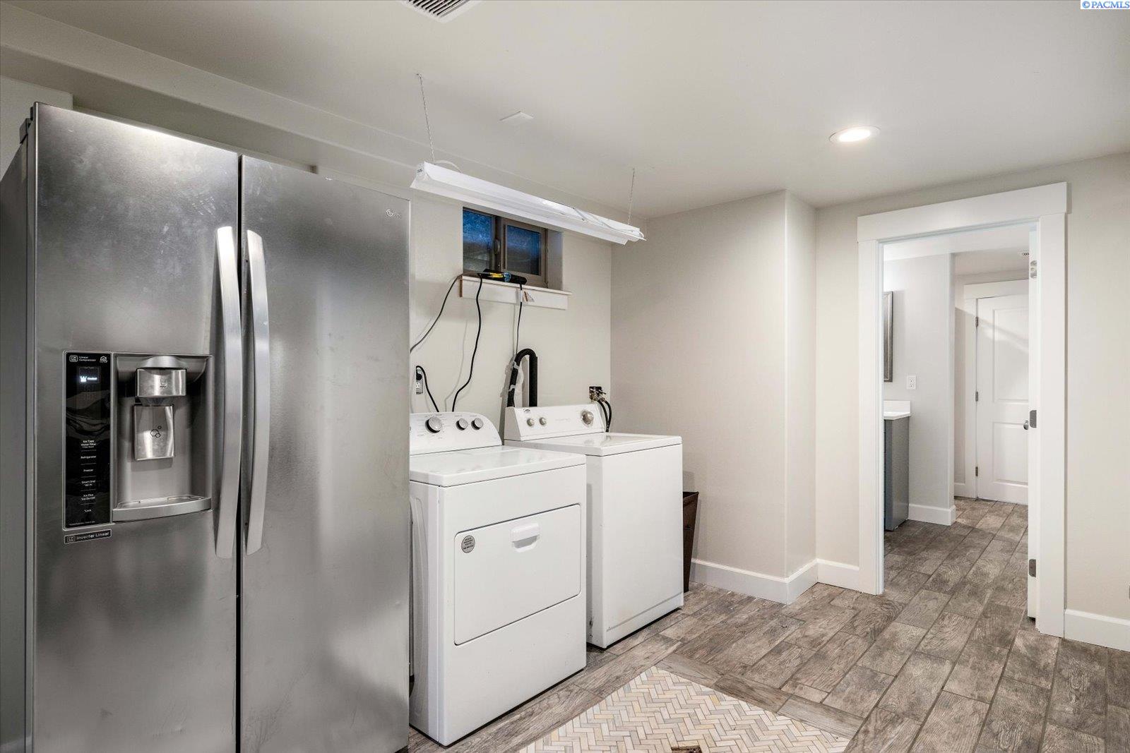 239 Cottonwood Drive