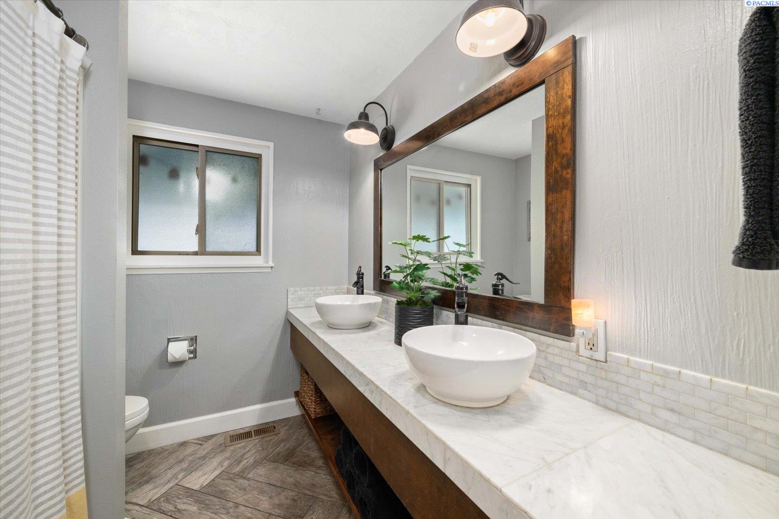 239 Cottonwood Drive