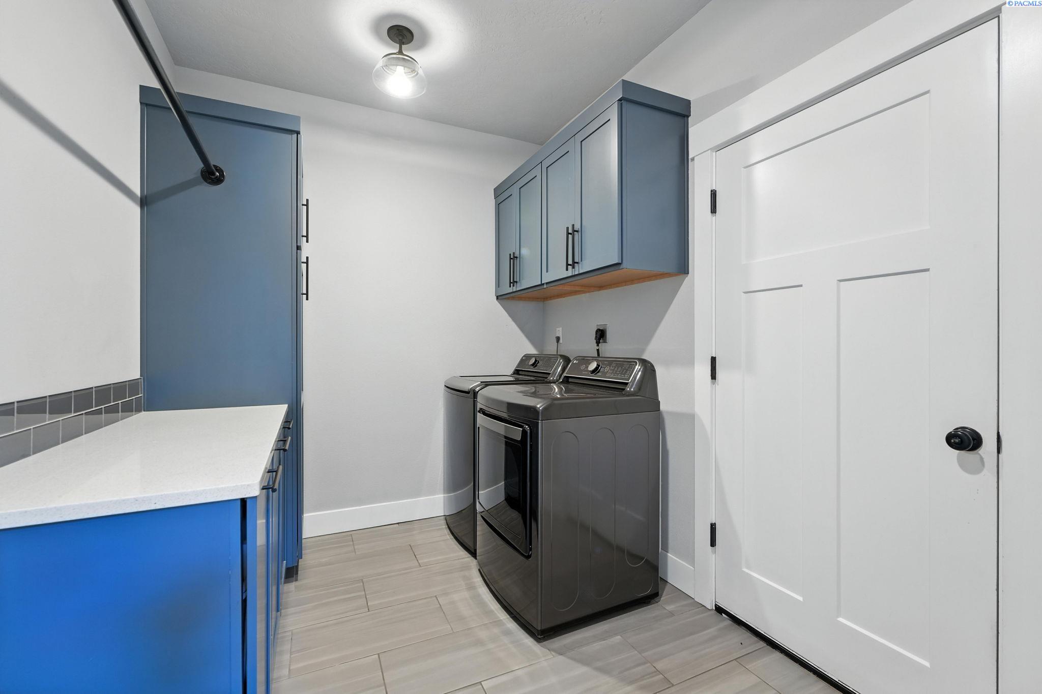 10124 W 16th Pl.