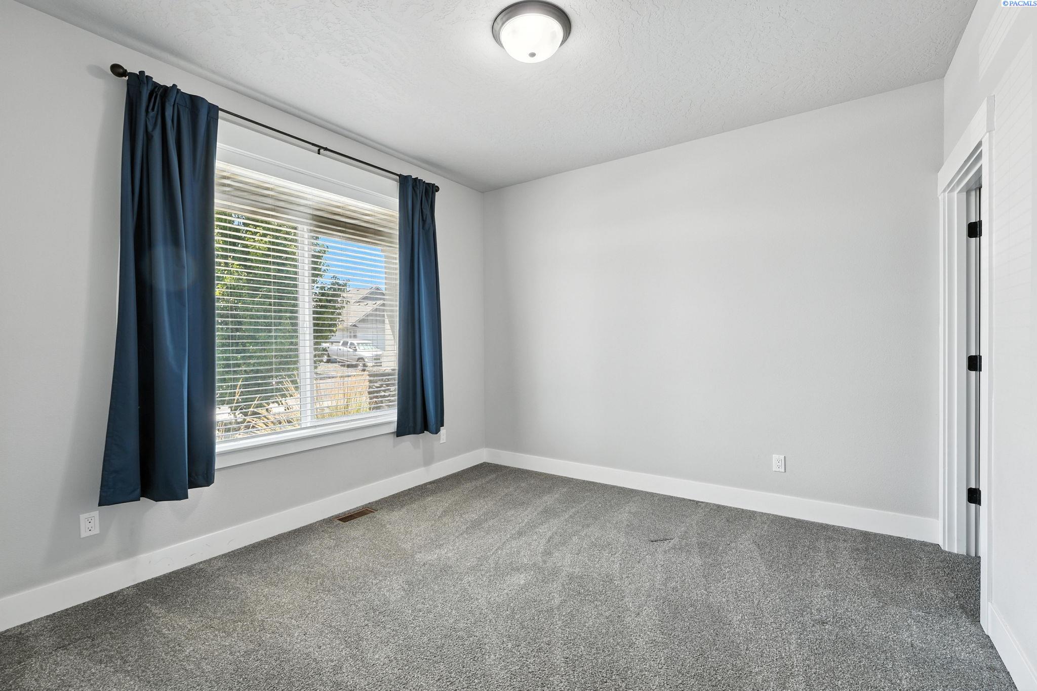10124 W 16th Pl.
