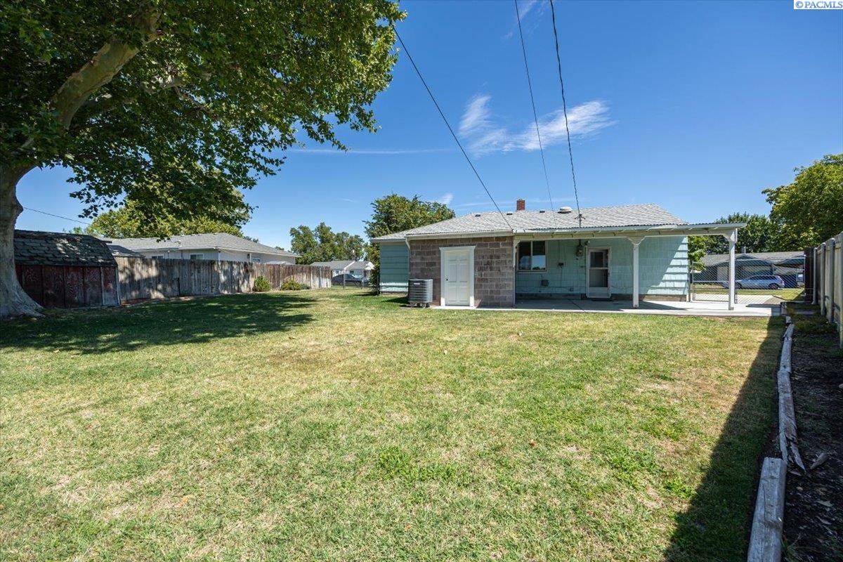 806 S Fruitland
