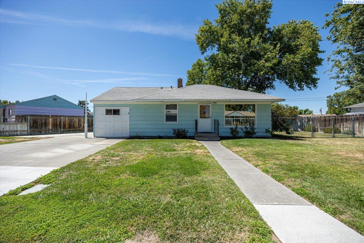 806 S Fruitland