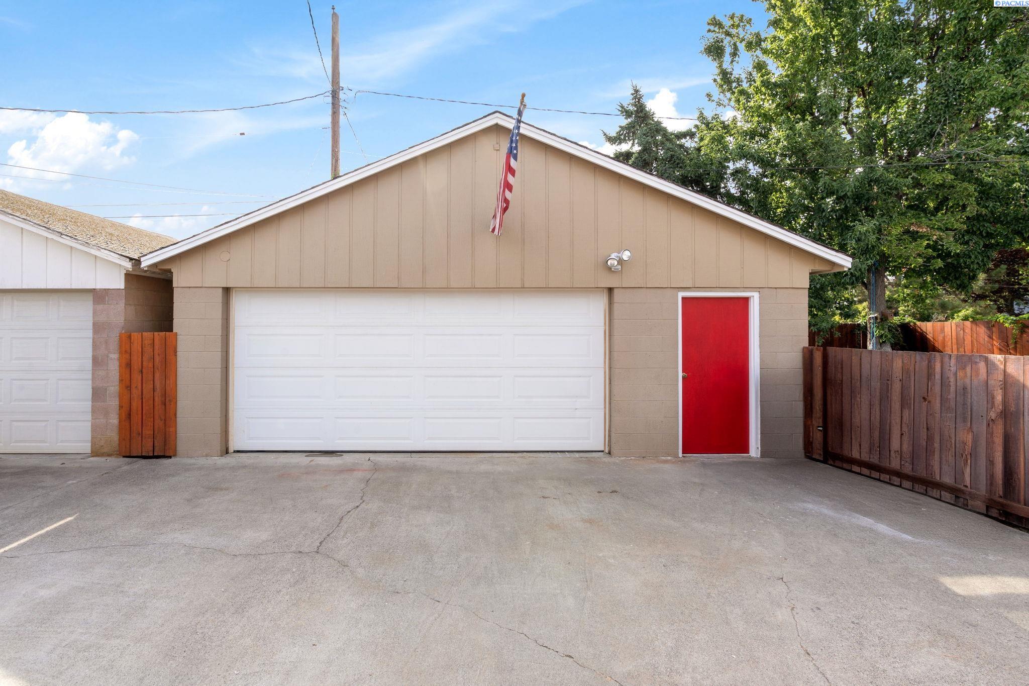 315 Thayer Drive