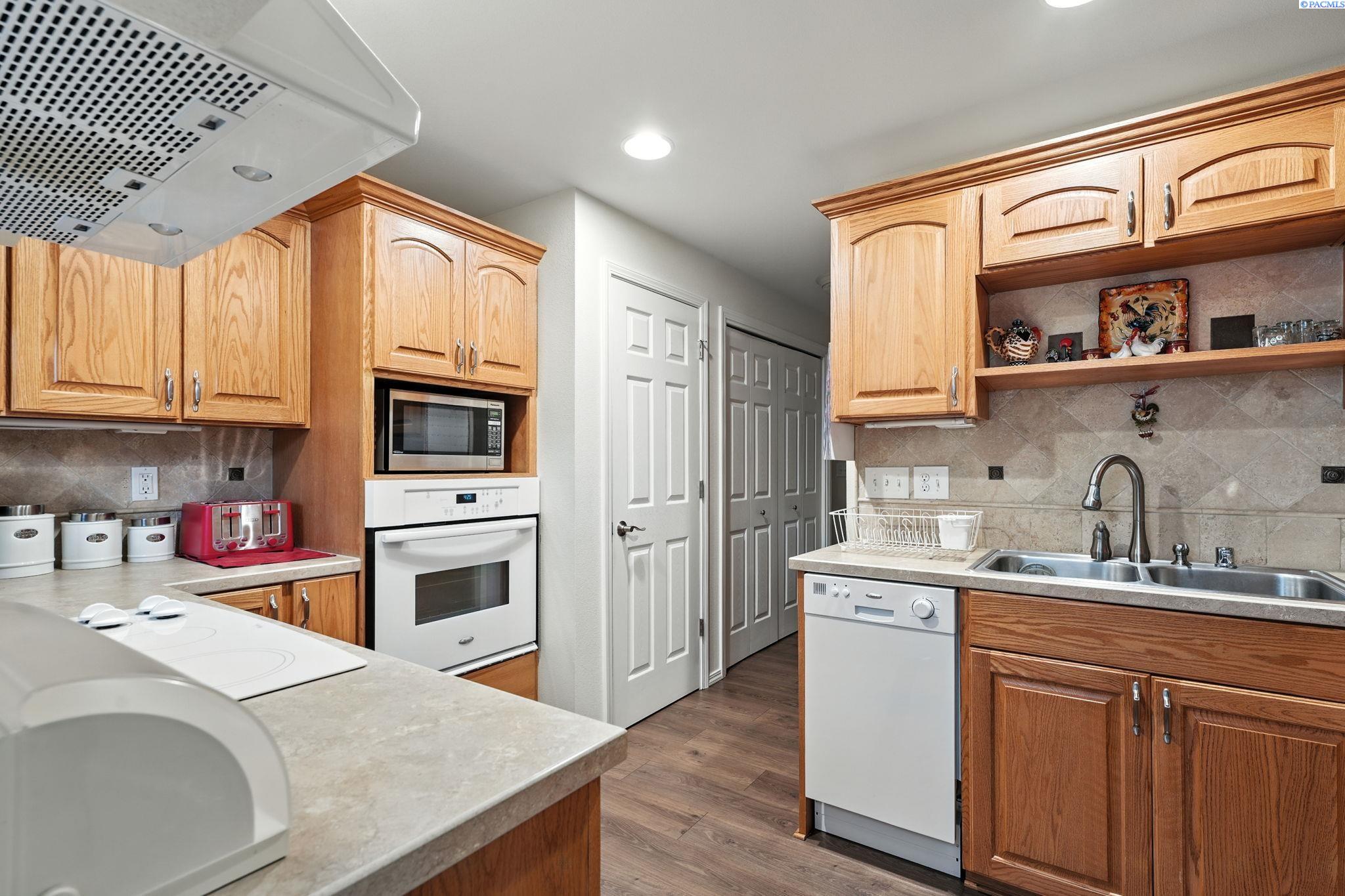 1307 Goethals Unit: C