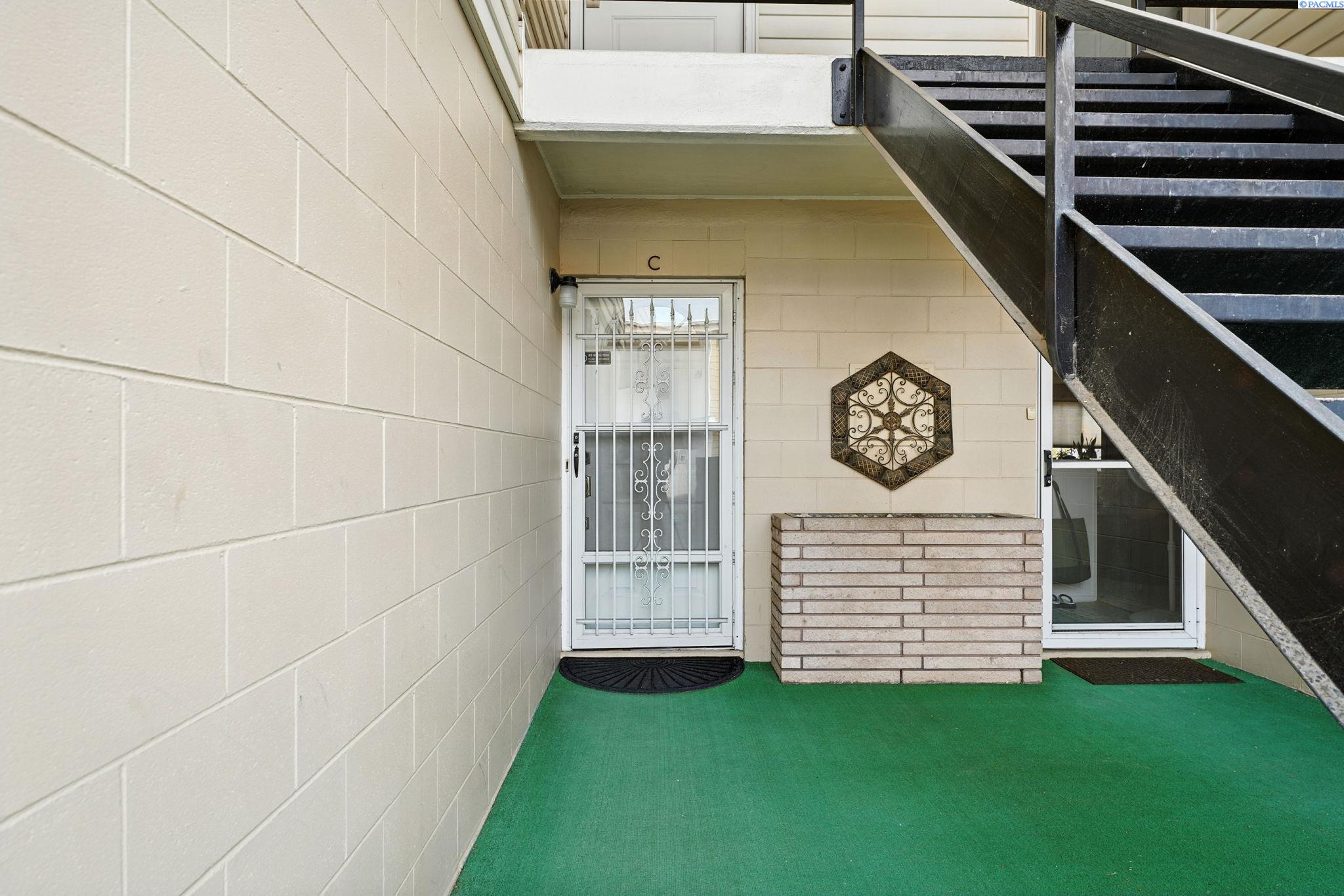 1307 Goethals Unit: C