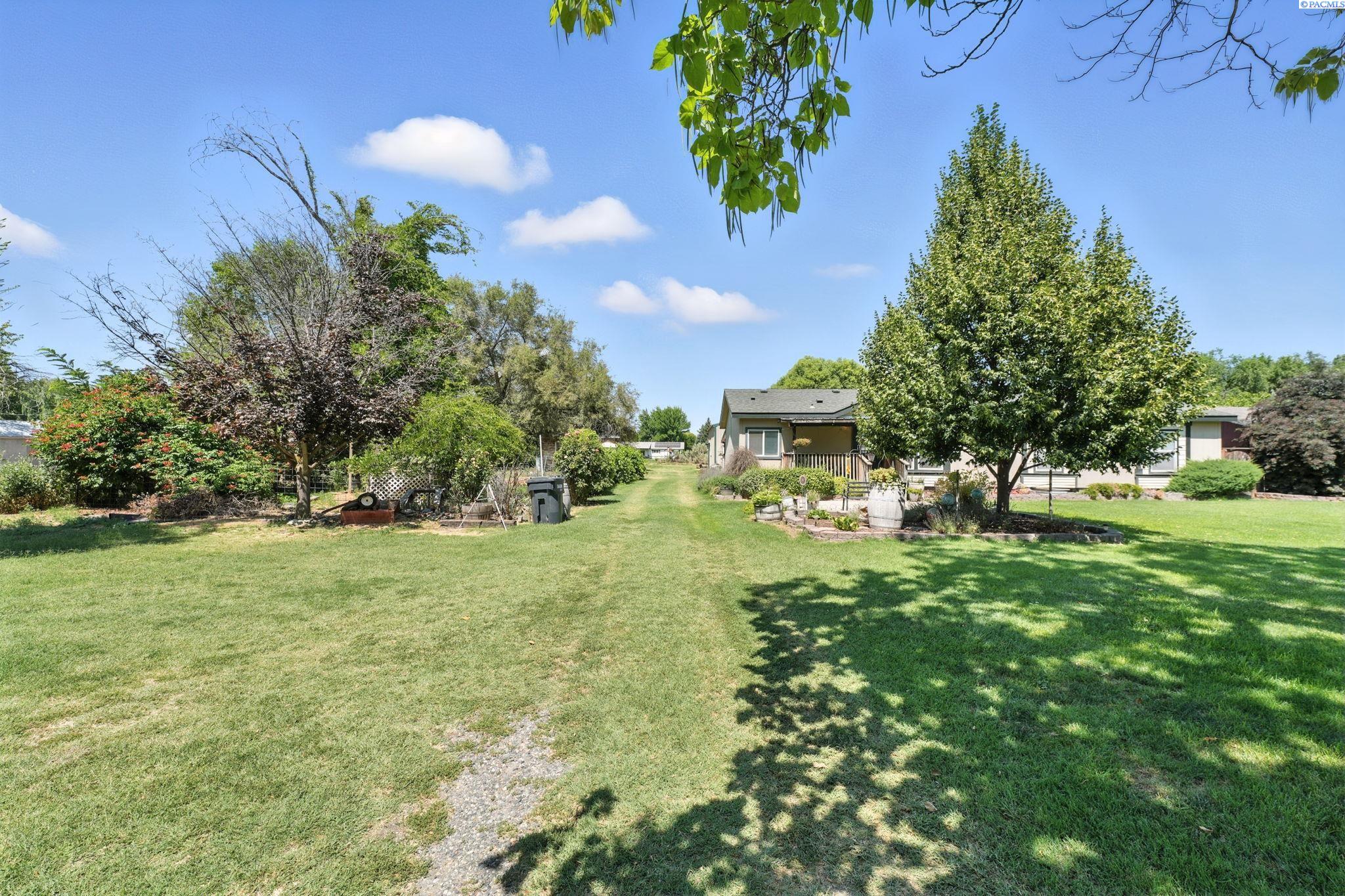 6802 E Pendleton Rd
