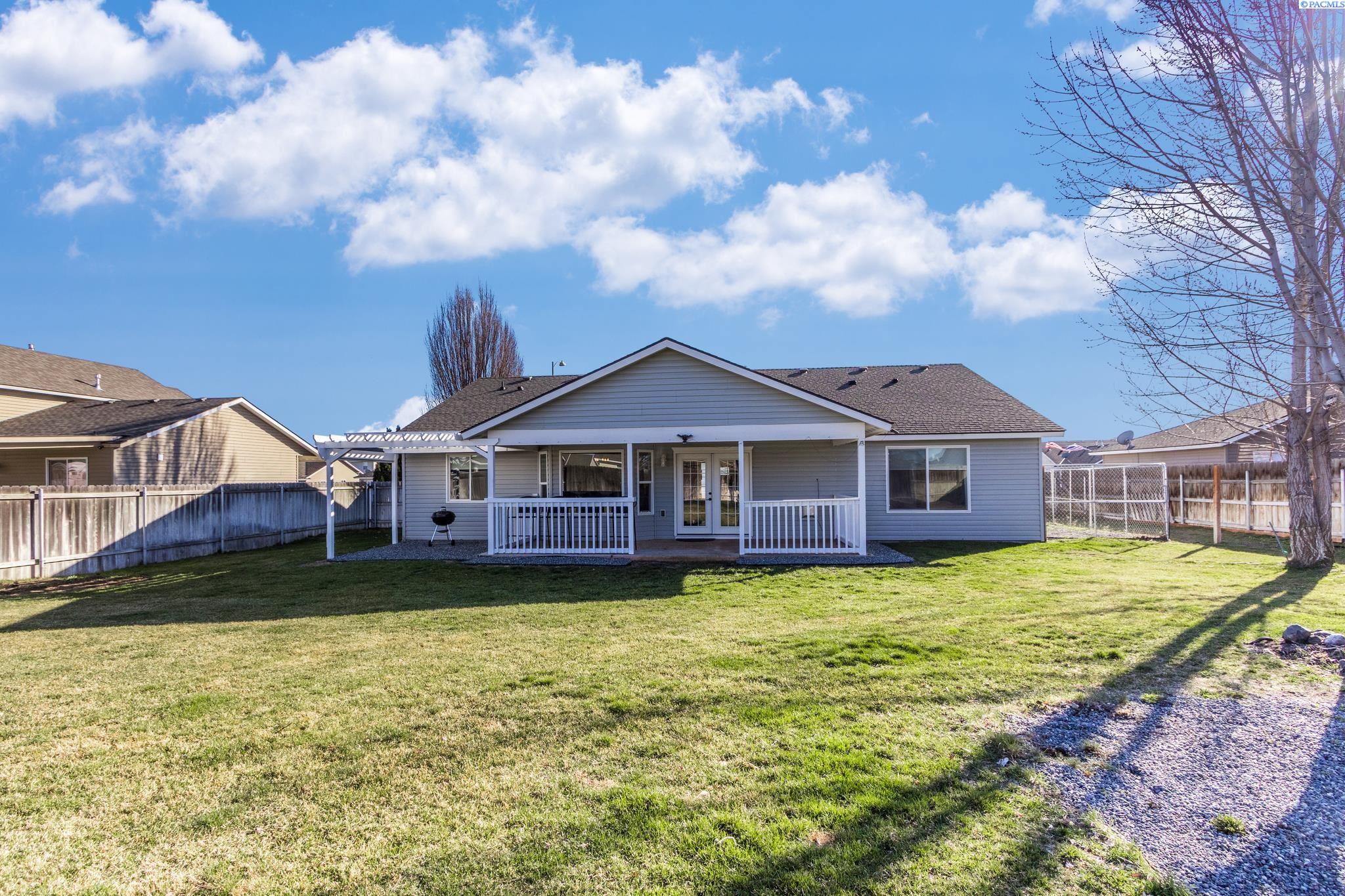 4815 Catalonia Dr