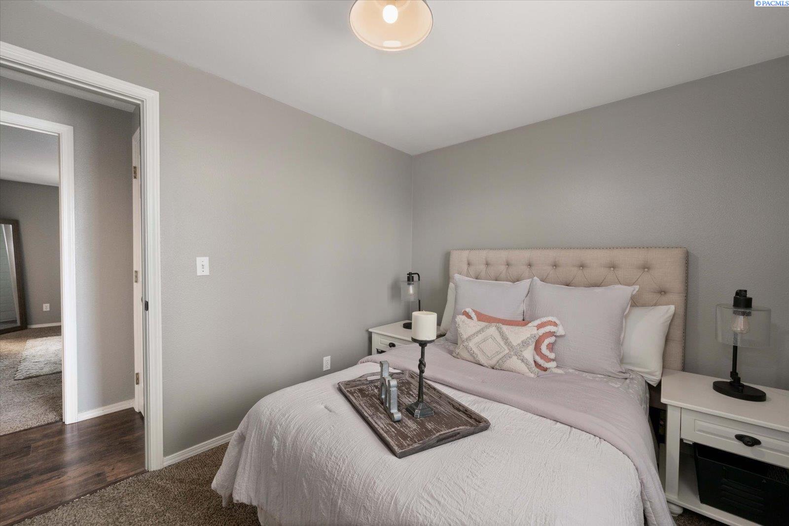 2707 Rose St