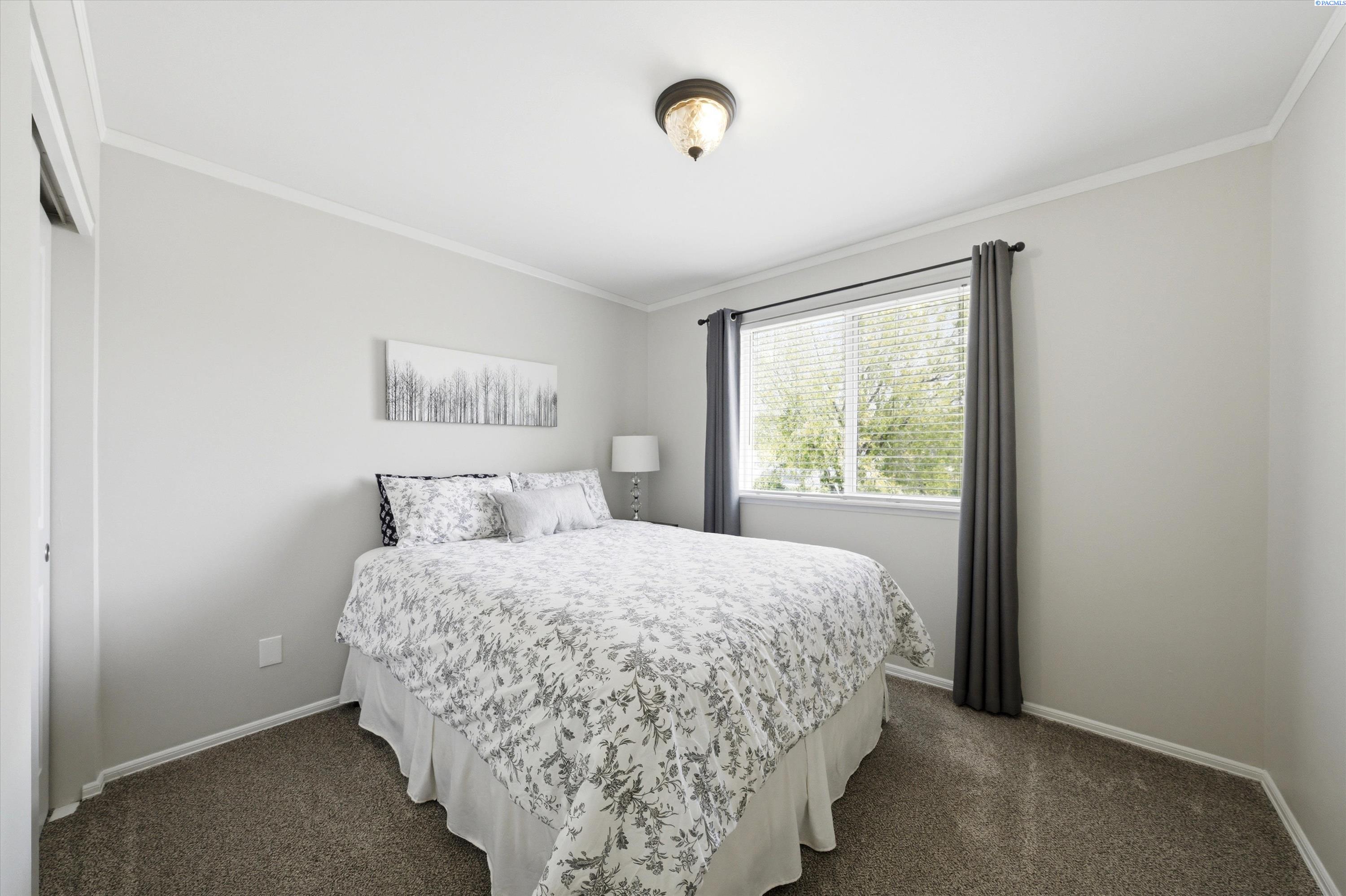 3033 Charity Ct