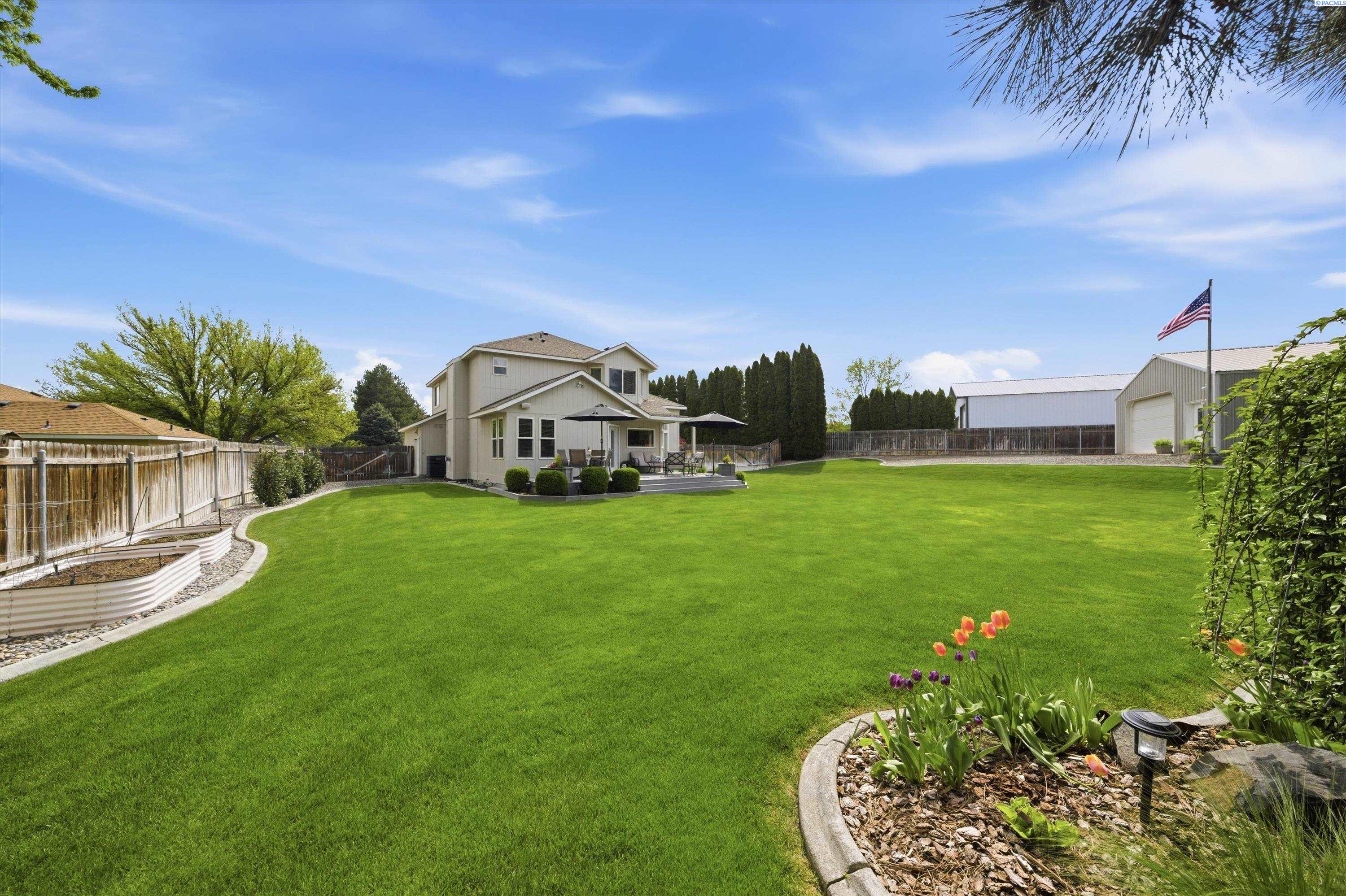 3033 Charity Ct