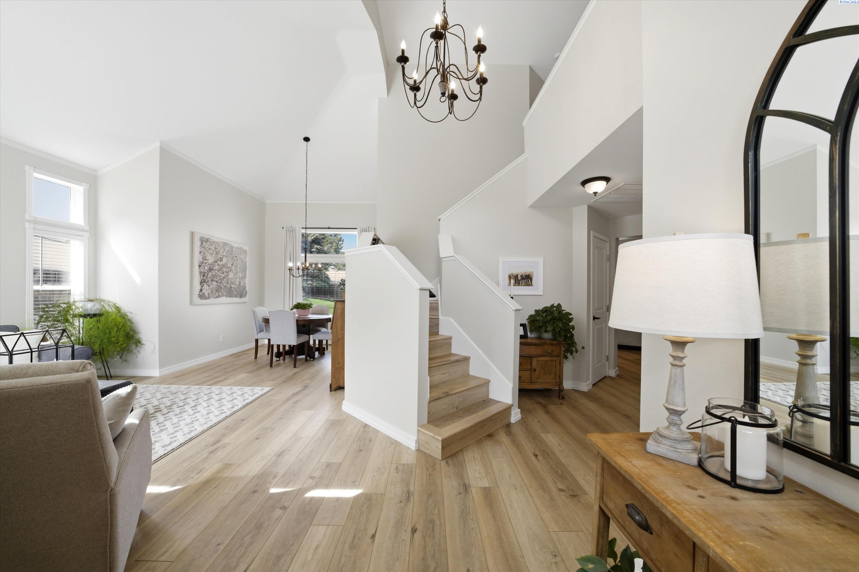 3033 Charity Ct
