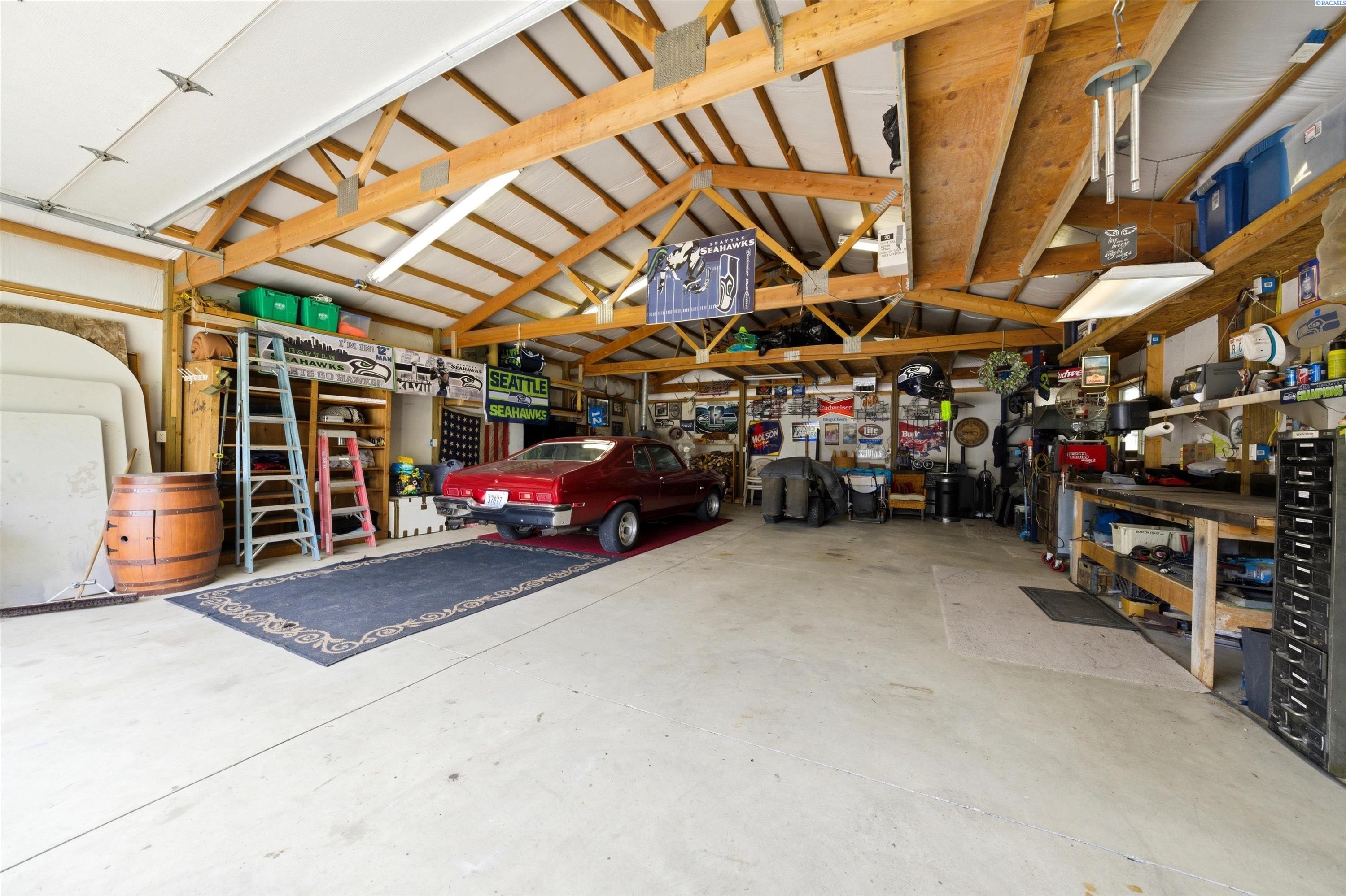 3033 Charity Ct
