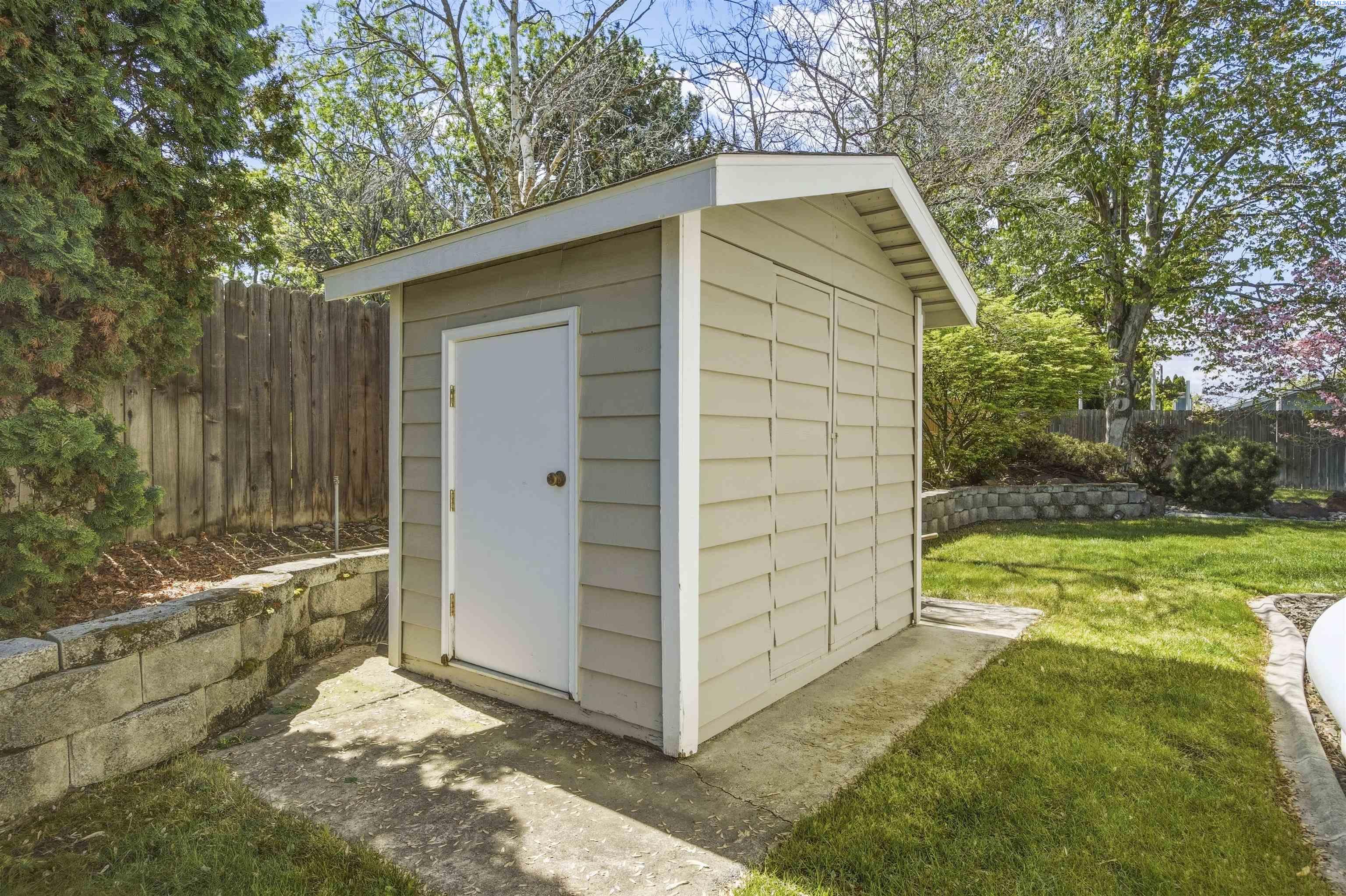 2335 Snohomish Ave