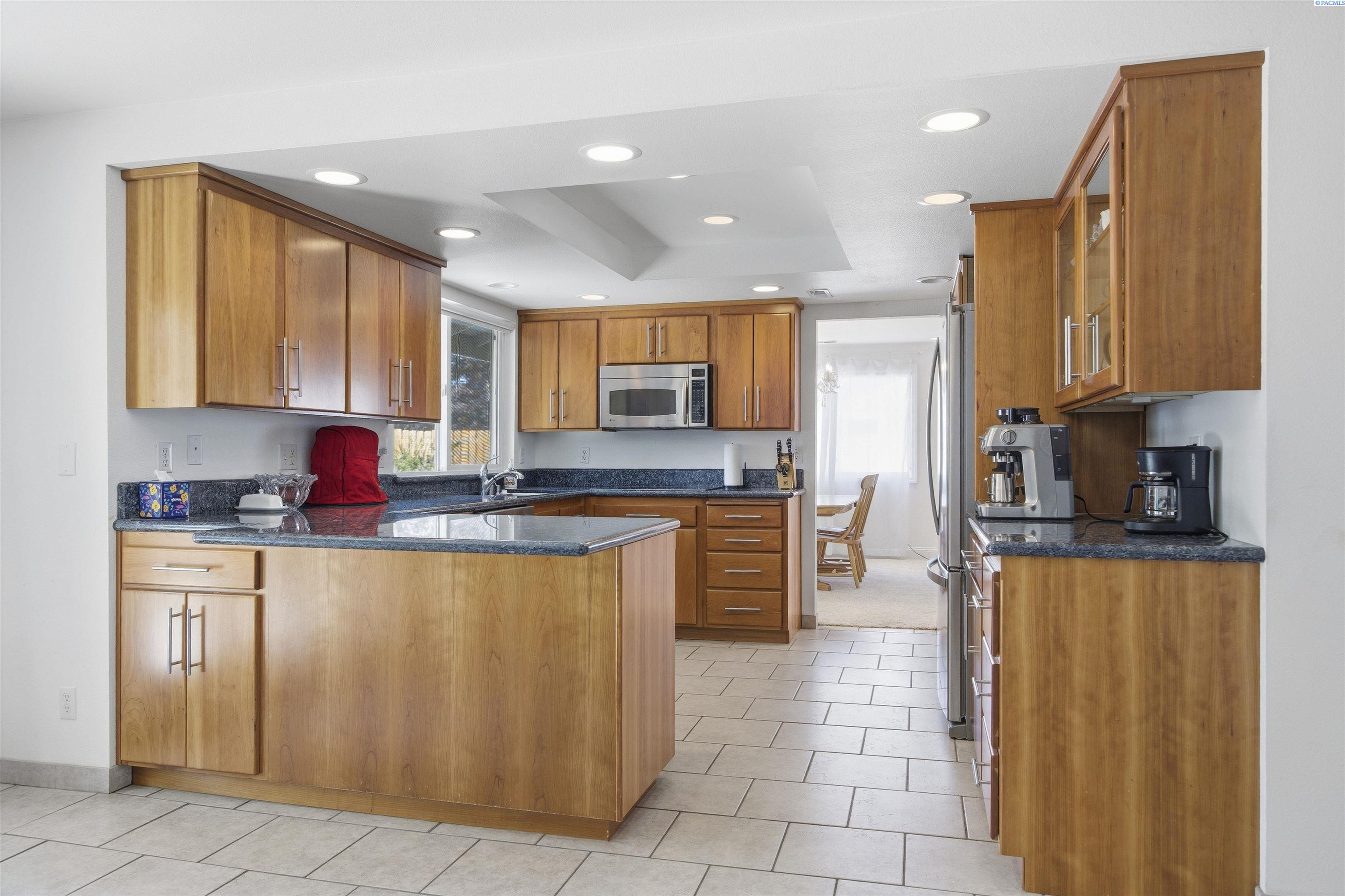 2335 Snohomish Ave
