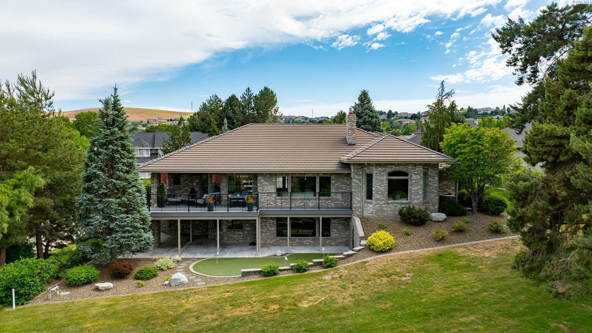 3521 W 36th Loop