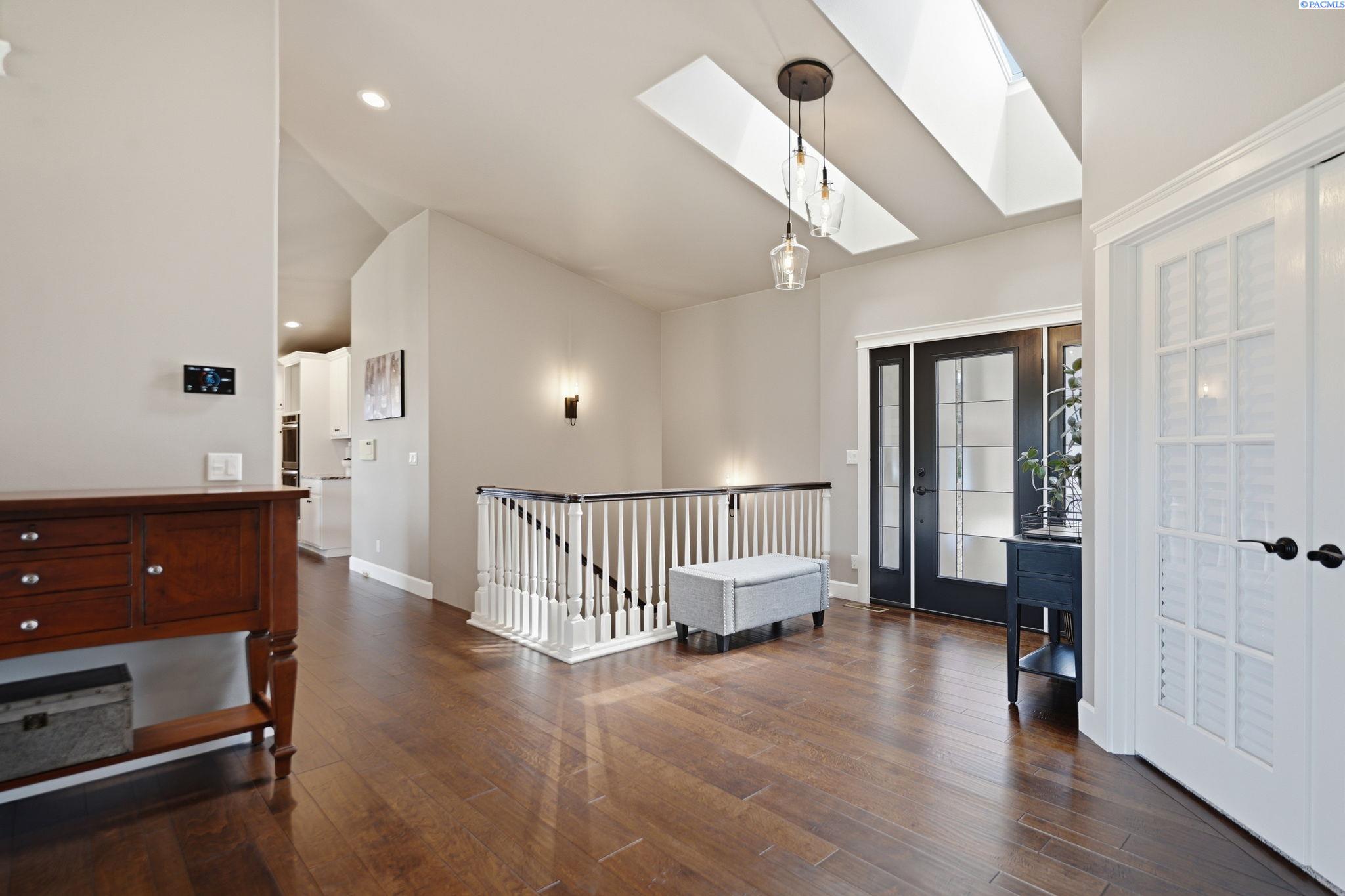 3521 W 36th Loop