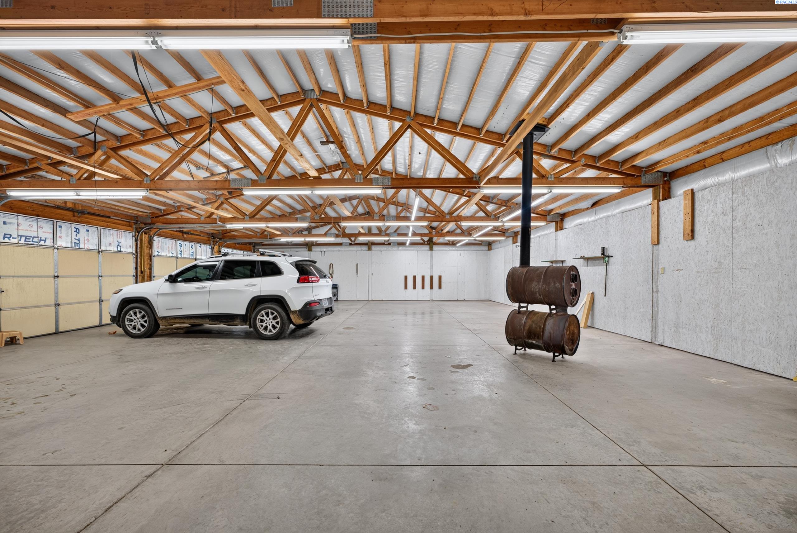 251 Hanson Loop