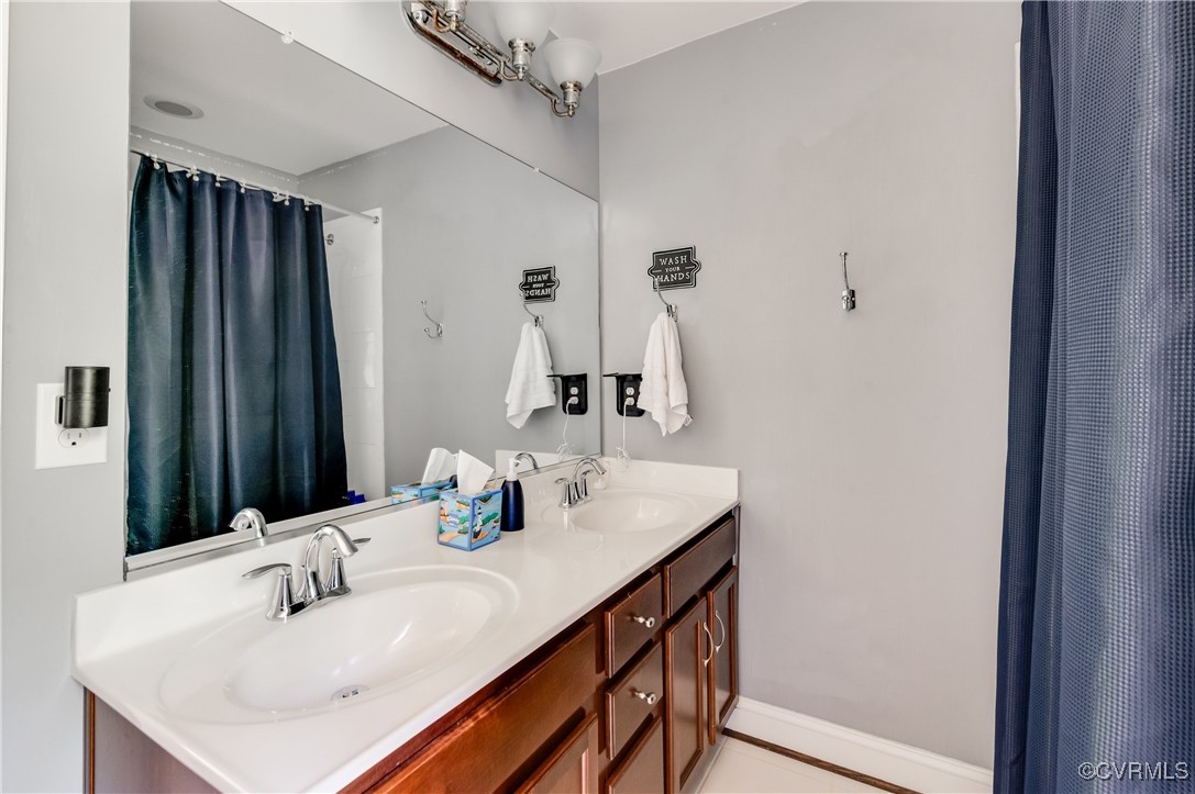 1240 Miners Trail Rd