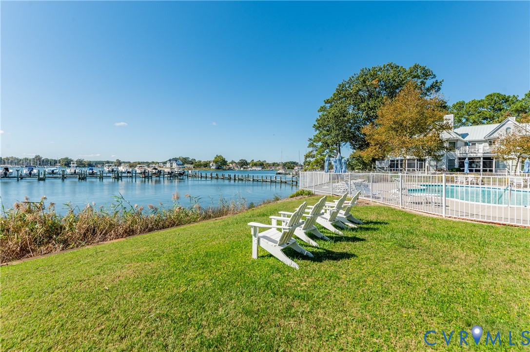 65 Oyster Shell Rd Unit#10