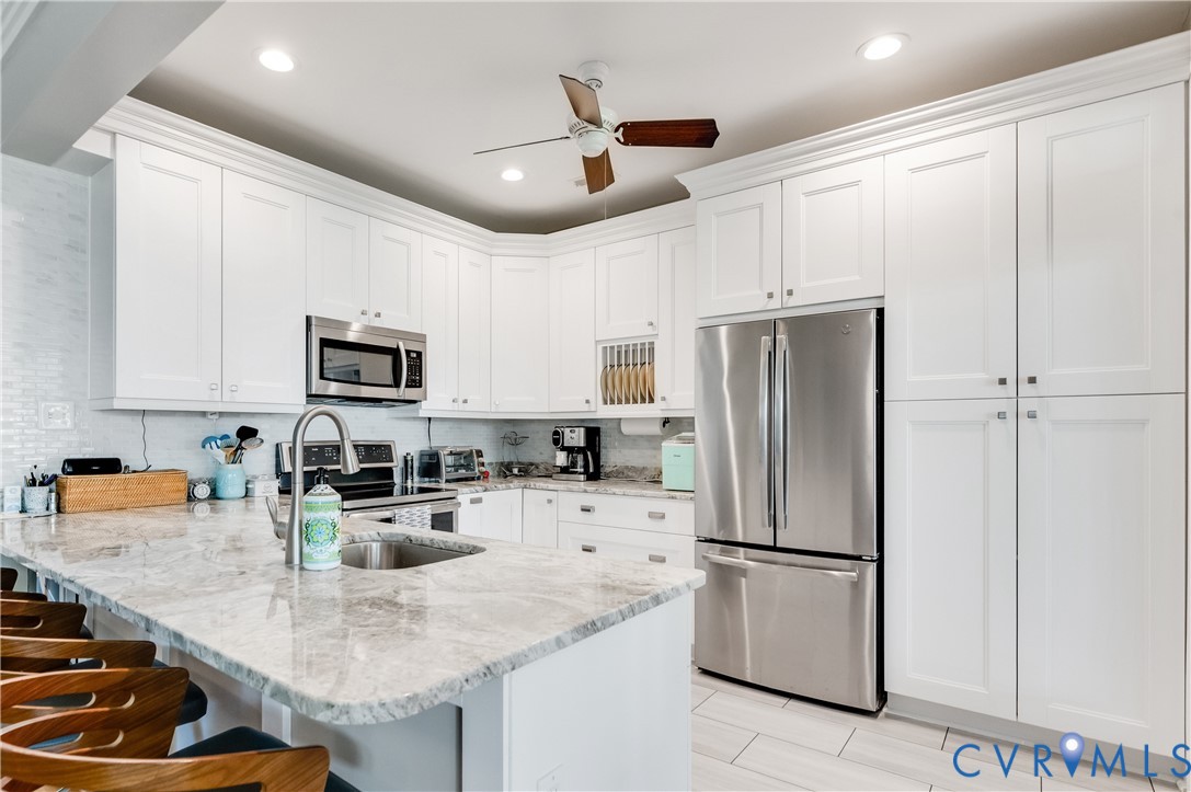 65 Oyster Shell Rd Unit#10