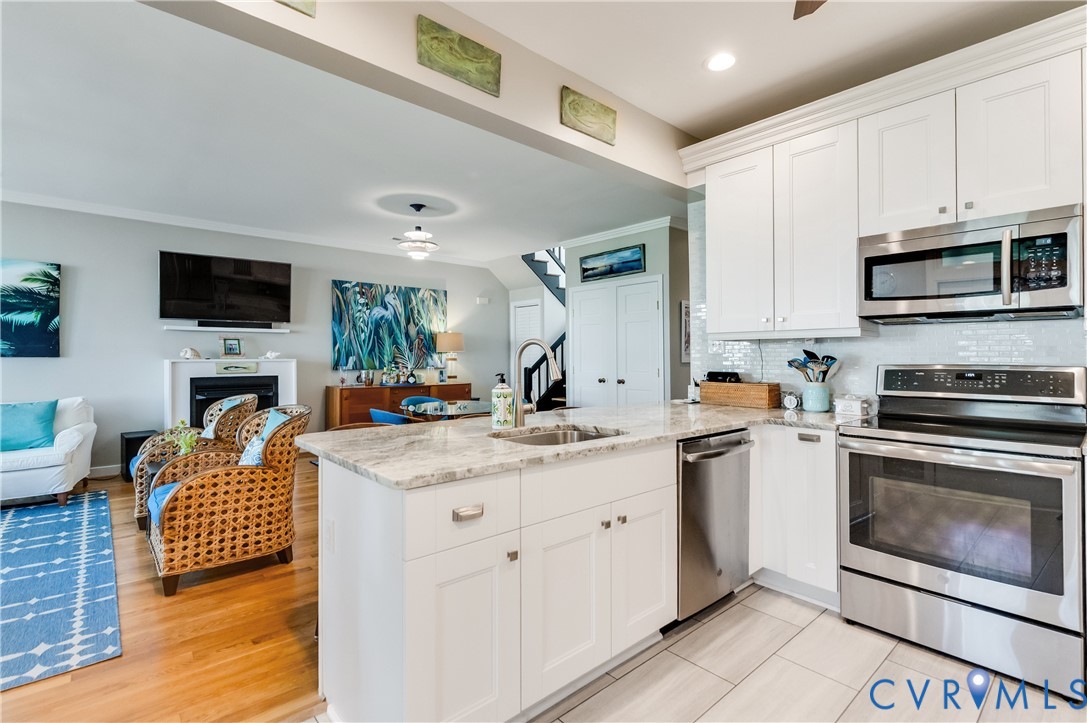 65 Oyster Shell Rd Unit#10