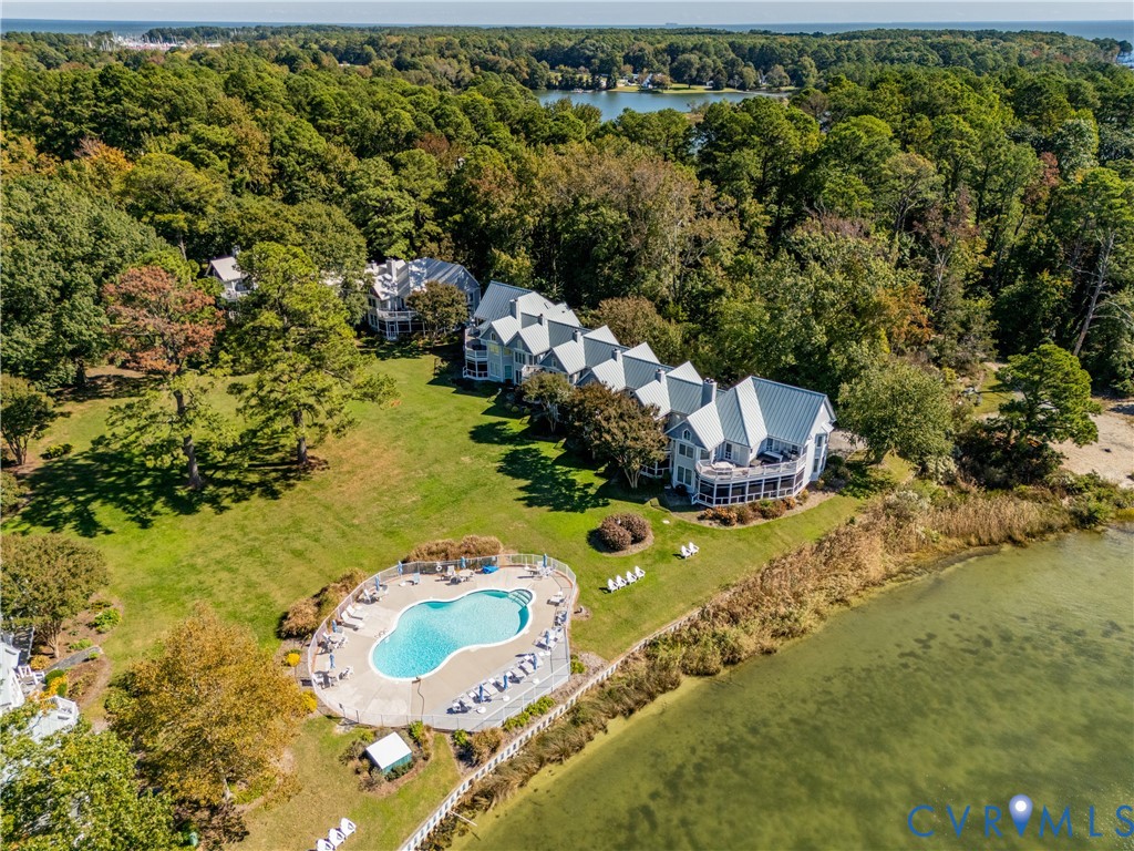 65 Oyster Shell Rd Unit#10