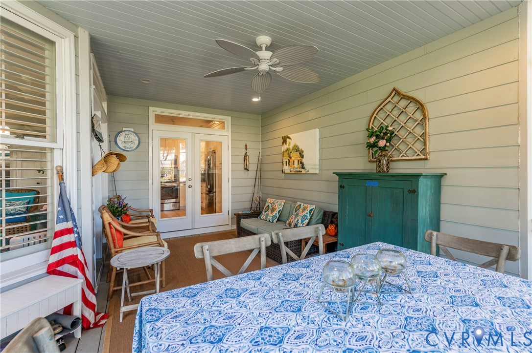 65 Oyster Shell Rd Unit#10