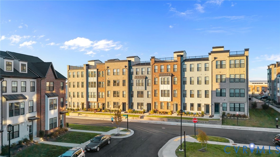 4304 Weaver Brook Rd Unit#B