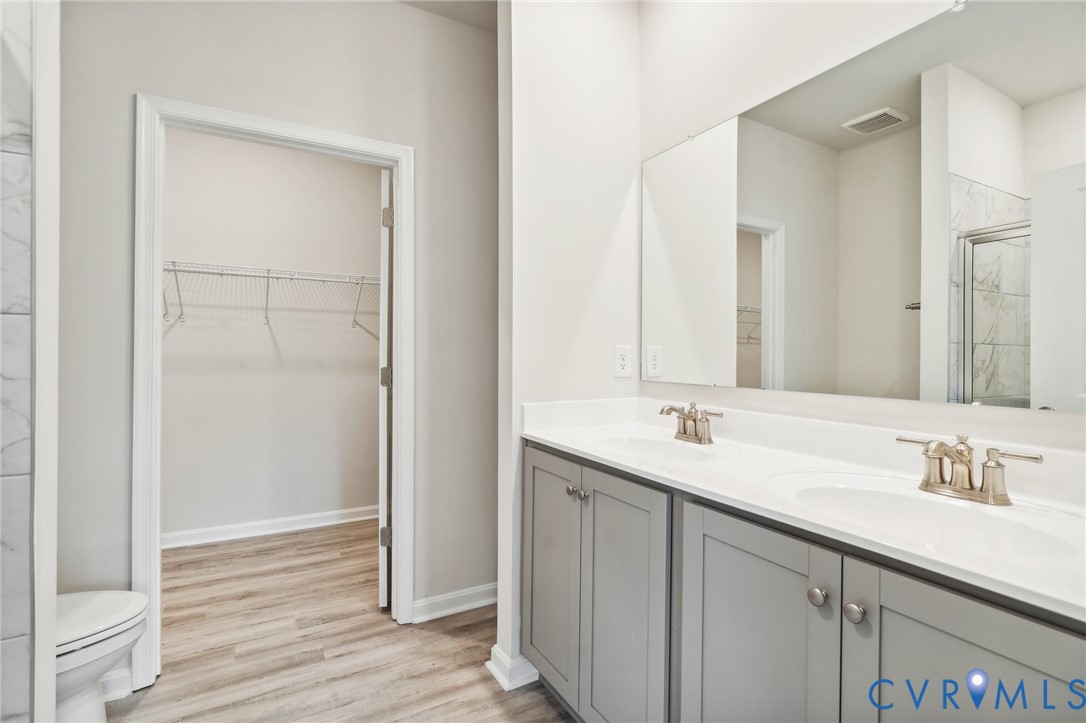 7766 Secret Knoll Ter