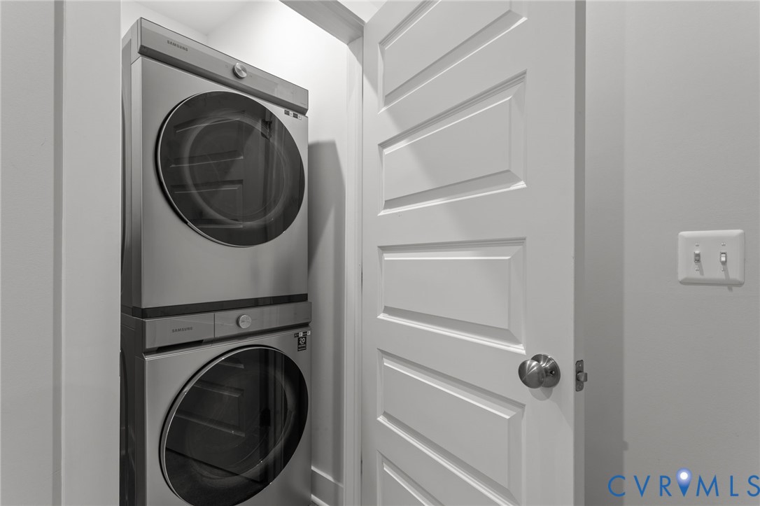 4304 Weaver Brook Rd Unit#B