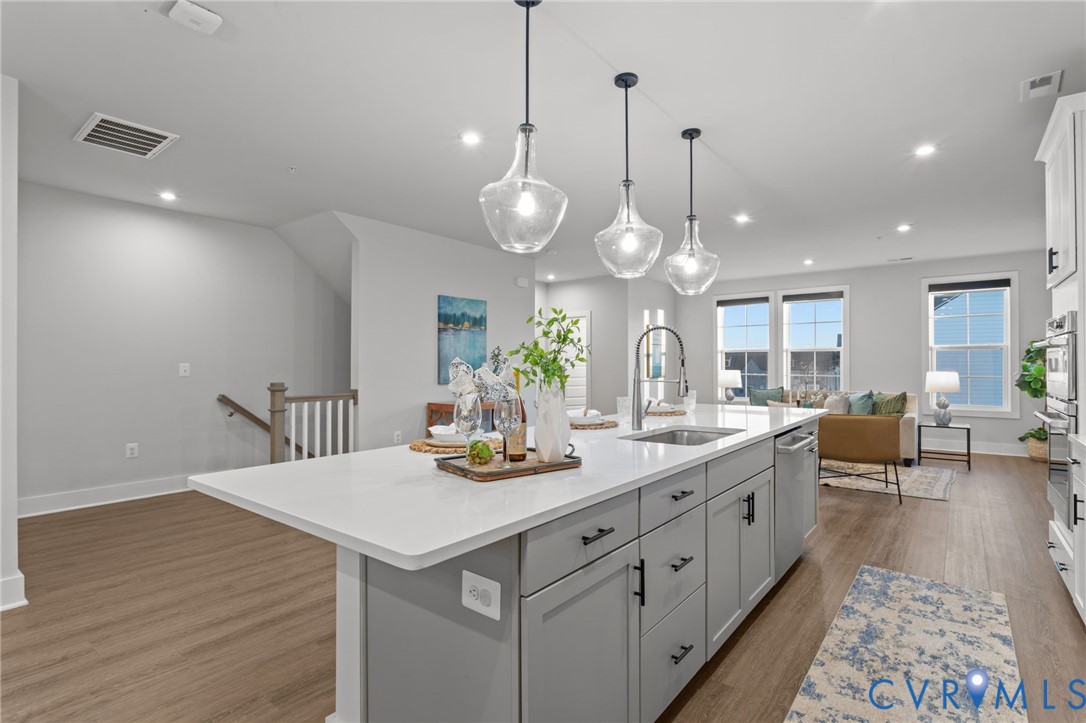 4304 Weaver Brook Rd Unit#B