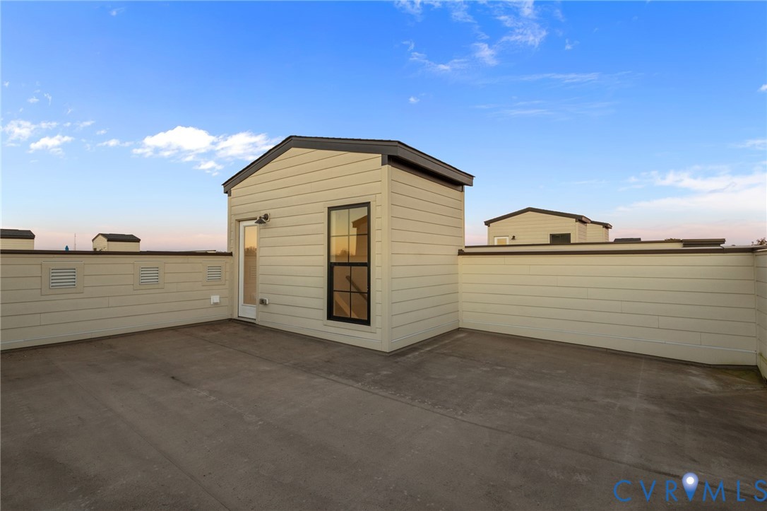 4304 Weaver Brook Rd Unit#B