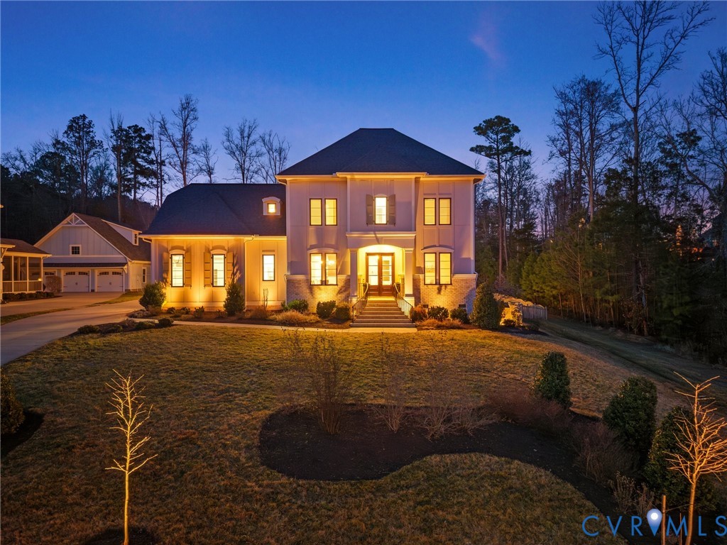 2100 Tulip Hill Dr