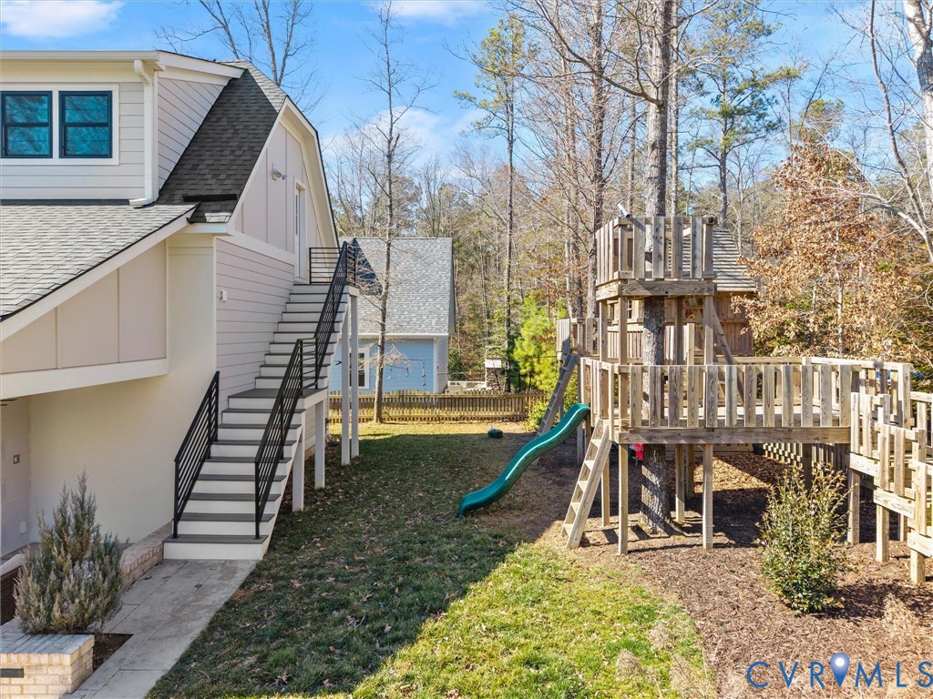 2100 Tulip Hill Dr
