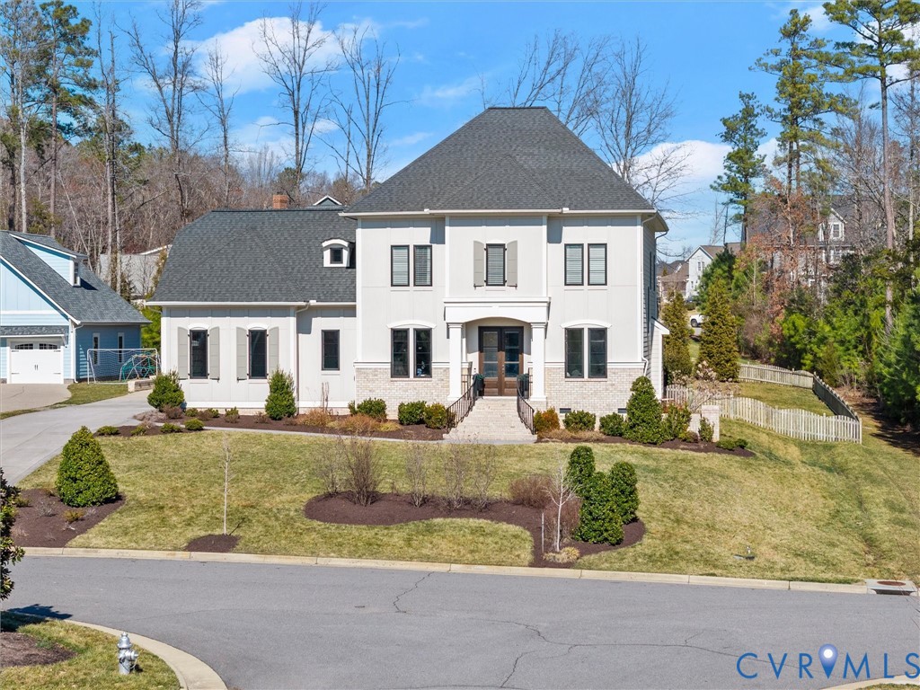 2100 Tulip Hill Dr