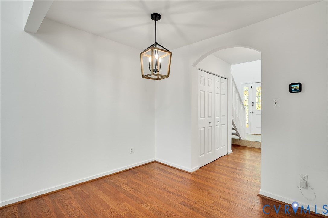 2151 Waters Mill Pt