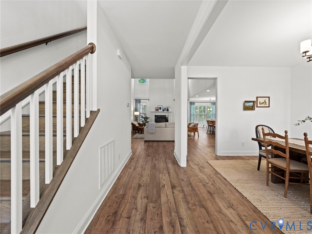 11730 Riverboat Dr