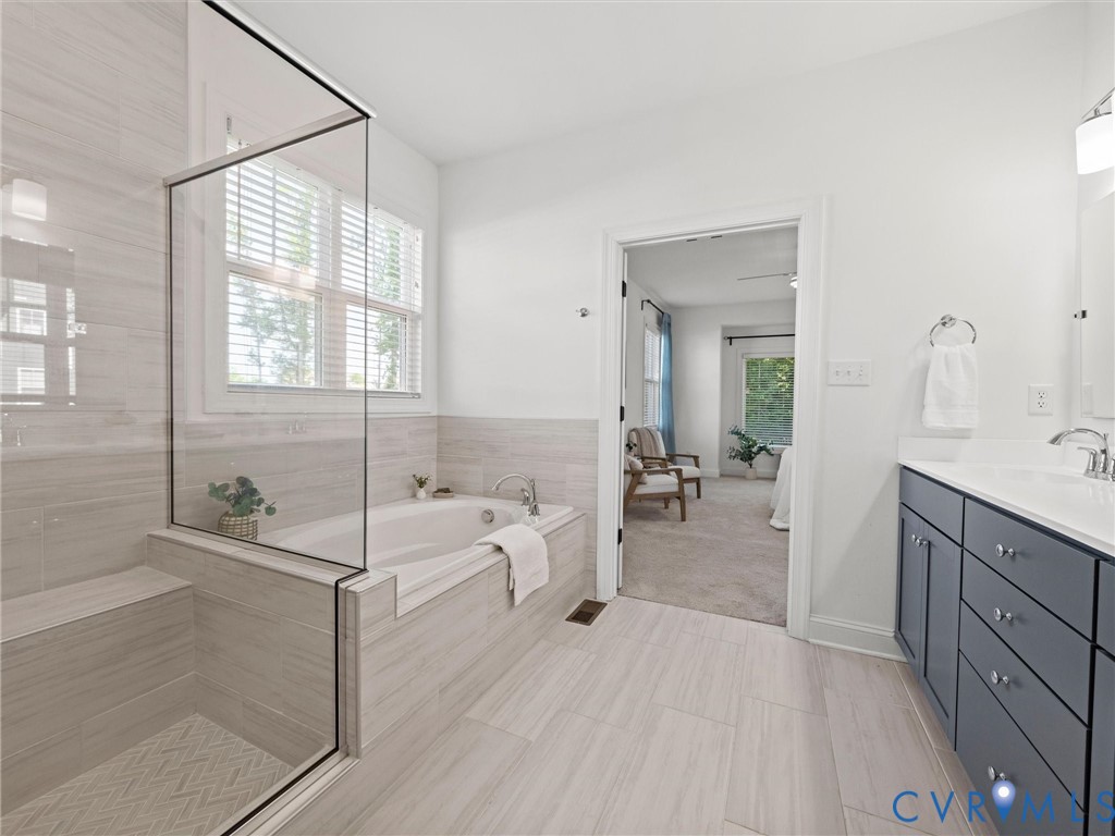 11730 Riverboat Dr