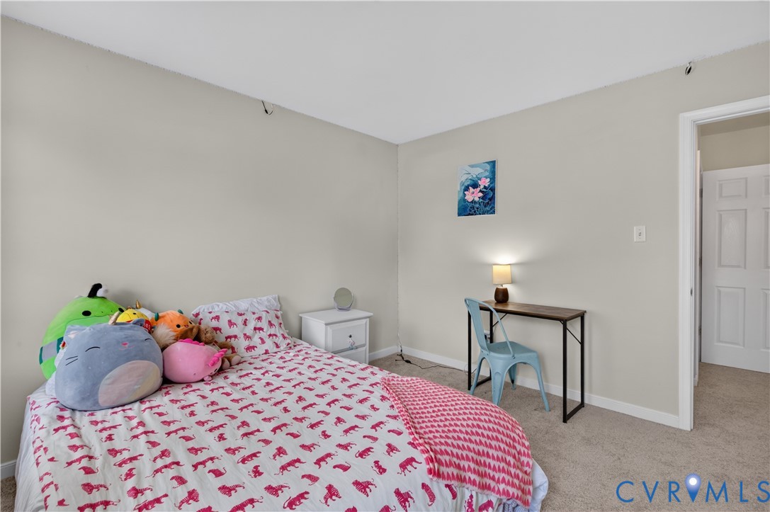 8320 Laurel Meadows Dr