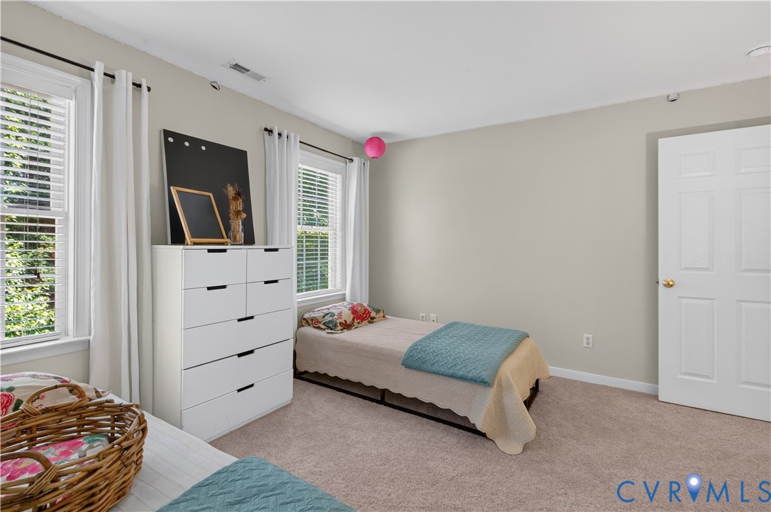 8320 Laurel Meadows Dr