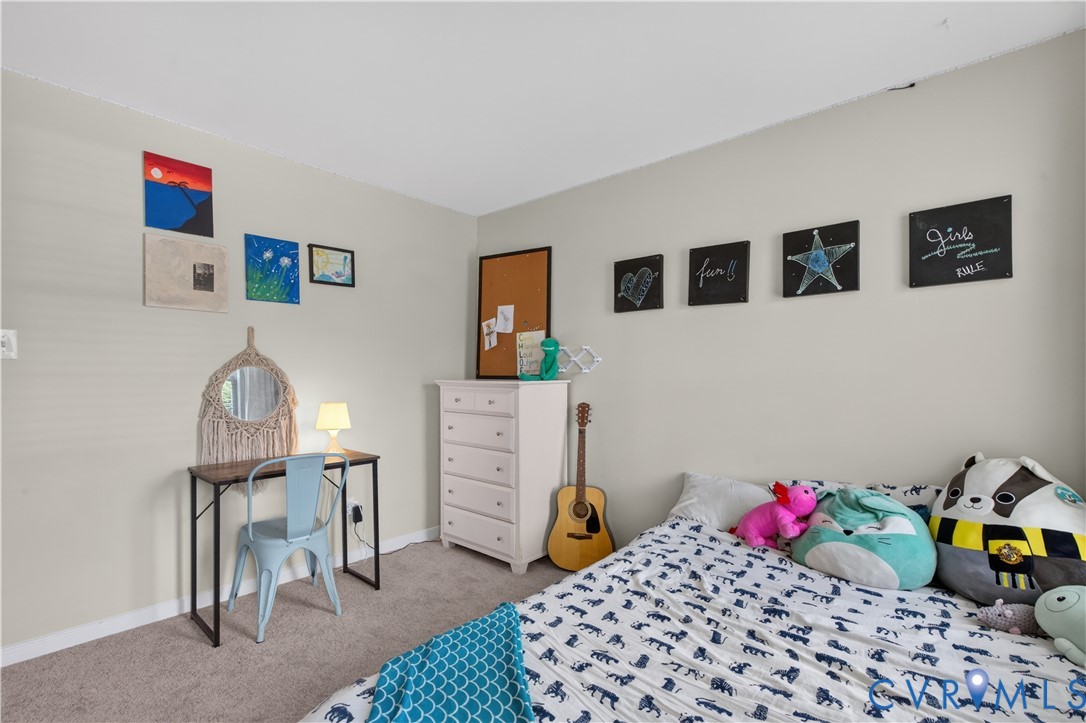 8320 Laurel Meadows Dr